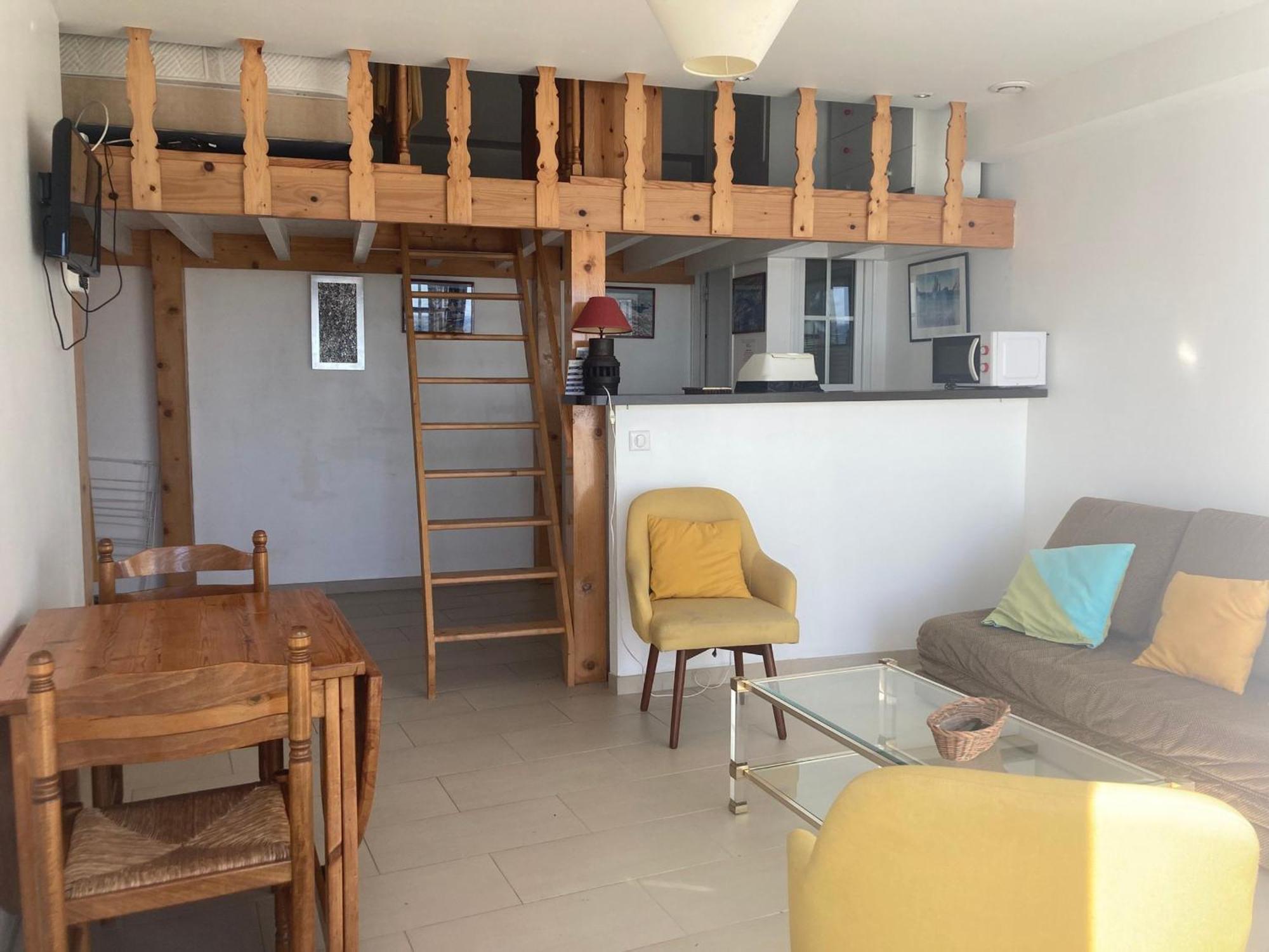 Studio Renove Avec Parking, Wifi, Proche Plage Et Centre - Fr-1-418-93 Le Palais Exterior photo